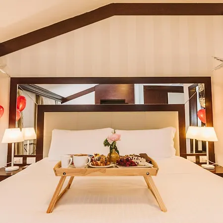 Palazzo Bezzi Ravena