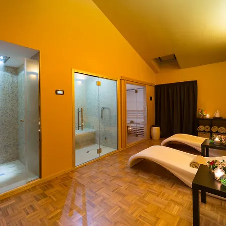 Palazzo Bezzi 4* Ravenne