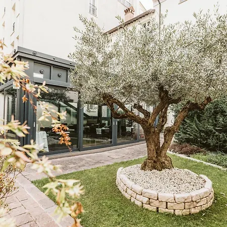 Palazzo Bezzi 4*