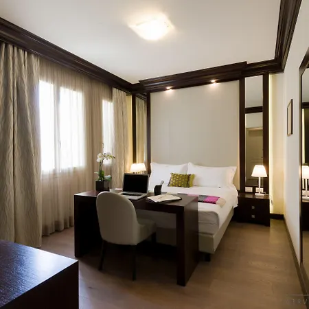 Palazzo Bezzi Hotell 4*