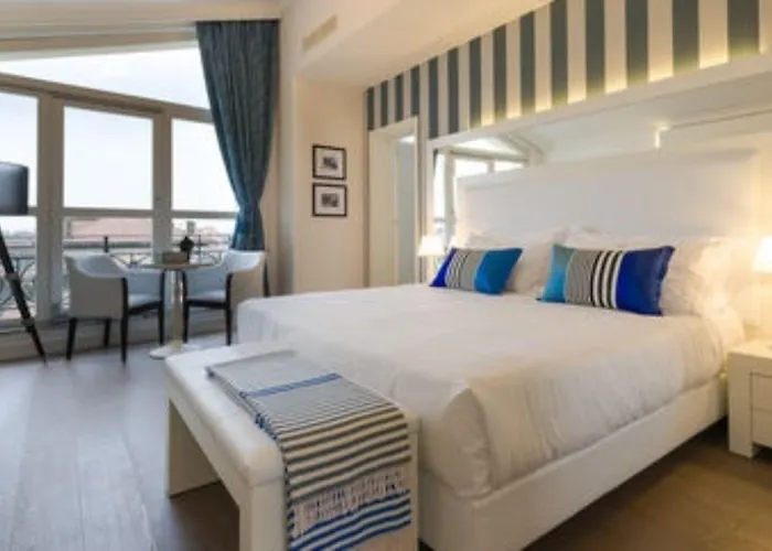 Hotel Palazzo Bezzi 4*